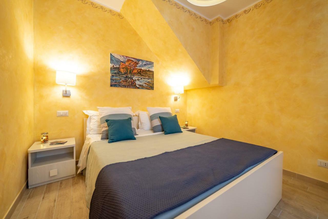 Quirino'S House Apartment Taormina Exterior photo